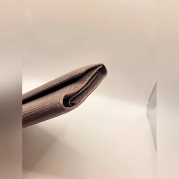 Louis Vuitton Sarah Long Gray Epi Wallet - Picture 4 of 6